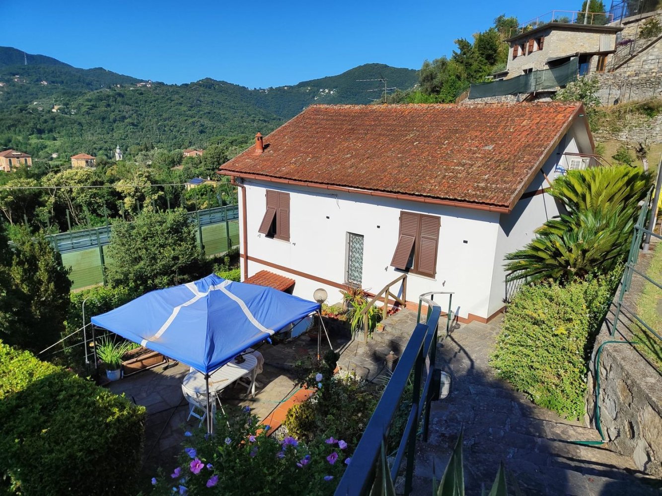 Villa de 4 habitaciónes en Rapallo, Italy No. 214923