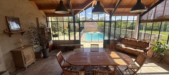 7 bedrooms Castles in Vendee, France No. 307068 10