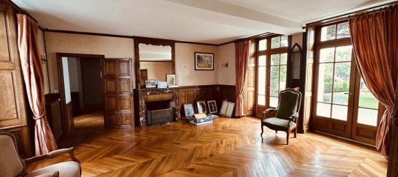 7 bedrooms Castles in Vendee, France No. 307068 13