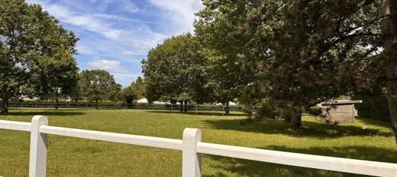 7 bedrooms Castles in Vendee, France No. 307068 5