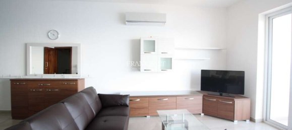 2 bedrooms Apartment in Sliema, Malta No. 9365 3
