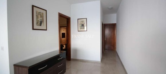 2 bedrooms Apartment in Sliema, Malta No. 9365 10