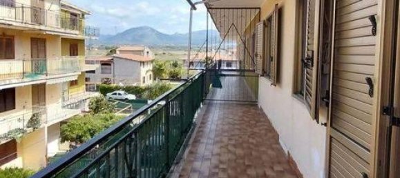 Квартира с 3 комнатами в Санта Мария дель Чедро, Италия № 133672 14