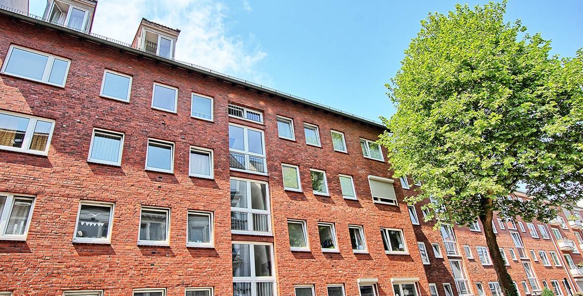 4 rooms Apartment in Eimsbuttel, Germany No. 97692