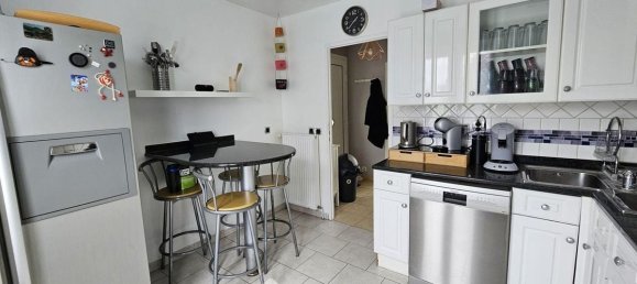 Casa de 3 dormitorios en Le Malesherbois, France No. 329968 3