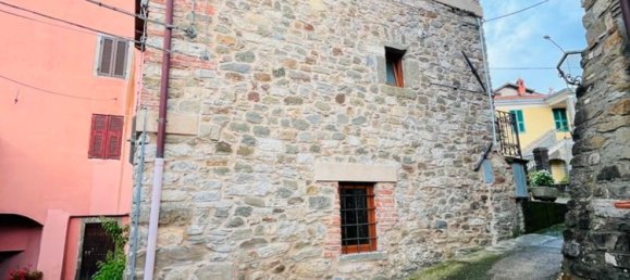 4 rooms House in Bagnone, Italy No. 169191 3