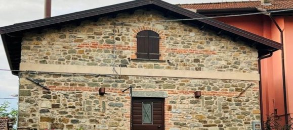 4 rooms House in Bagnone, Italy No. 169191 2