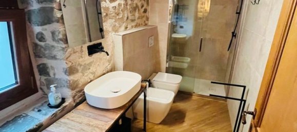 4 rooms House in Bagnone, Italy No. 169191 8