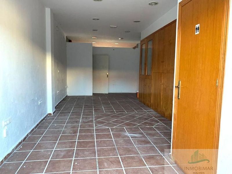  Commercial property in Salobrena, Spain No. 222909