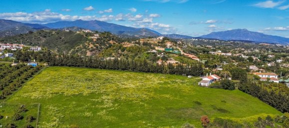  Land in Estepona, Spain No. 147068 3