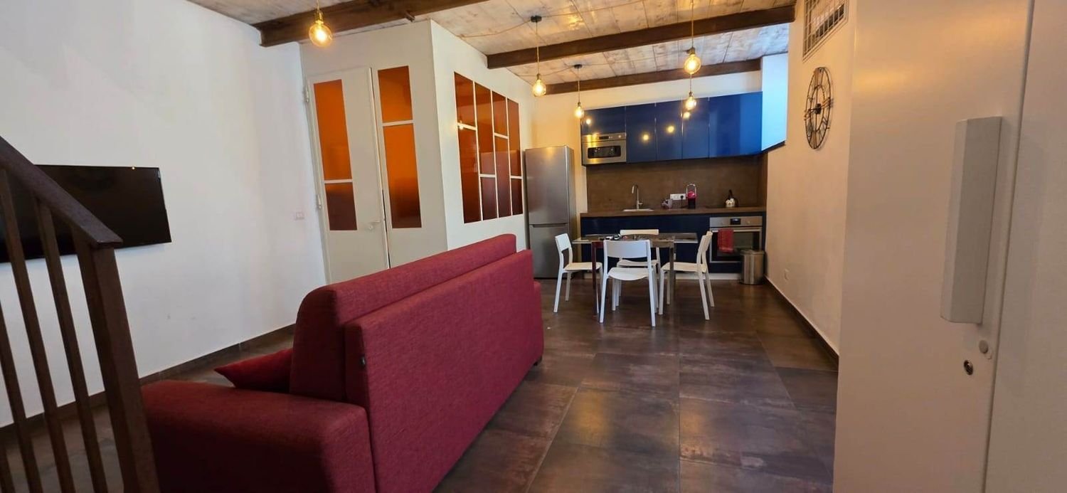 Edificio en Catania, Italy 72 m² No. 294943