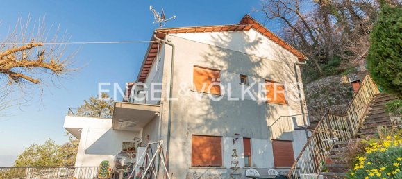 Вилла с 7 комнатами в Монте Порцио Катоне, Италия № 132377 4