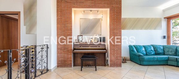 Вилла с 7 комнатами в Монте Порцио Катоне, Италия № 132377 10