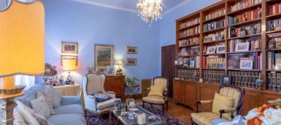 8 bedrooms Apartment in Florence, Italy No. 348213 4