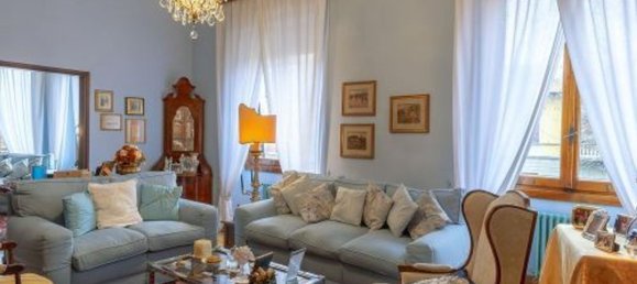 8 bedrooms Apartment in Florence, Italy No. 348213 2
