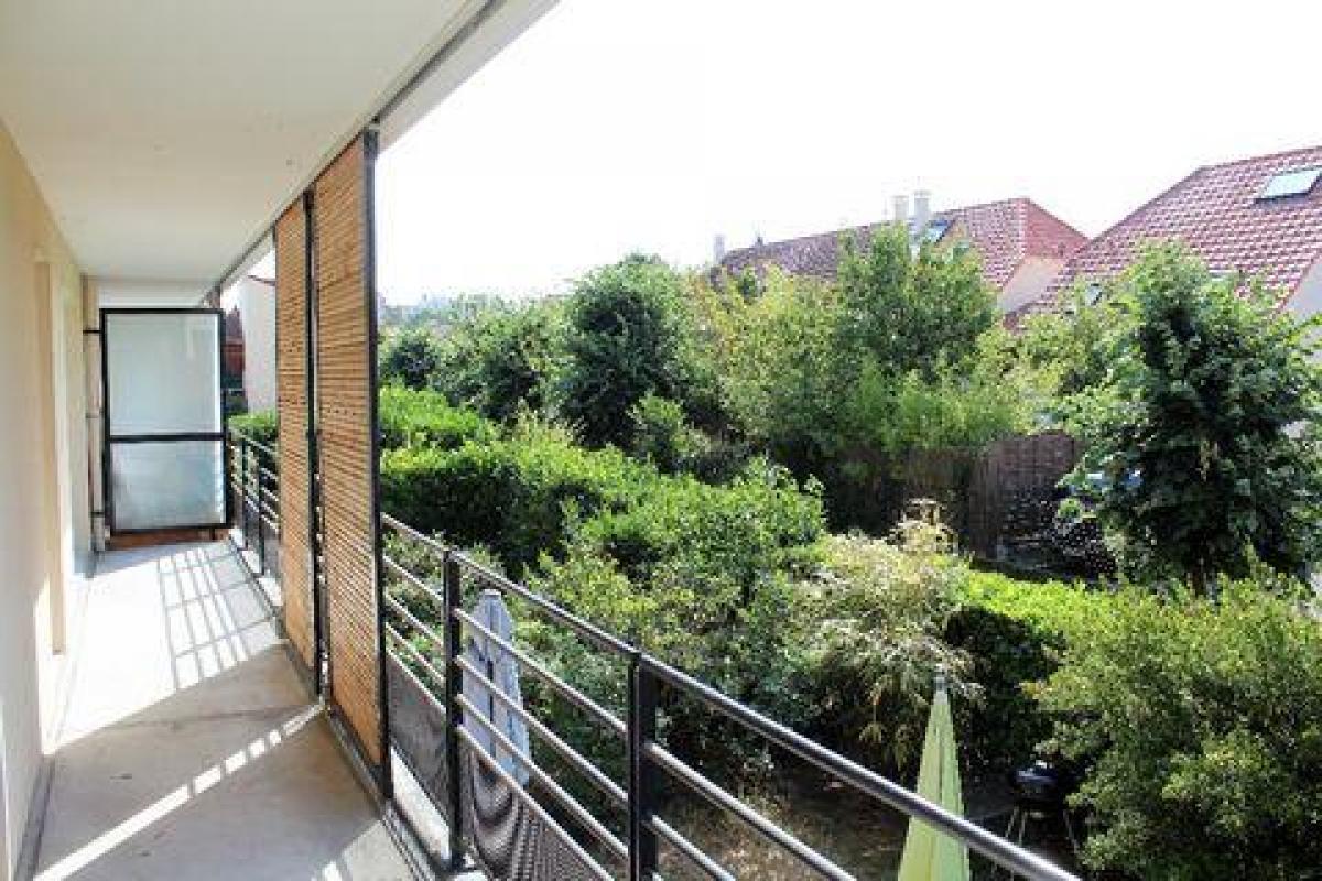 Condominio de 2 dormitorios en Colombes, France No. 34639