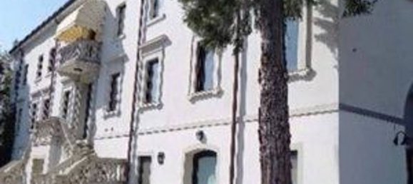 Apartamento de 3 divisões em Mirandola, Italy N.º 96027 23