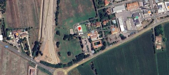 Apartamento de 3 divisões em Mirandola, Italy N.º 96027 13