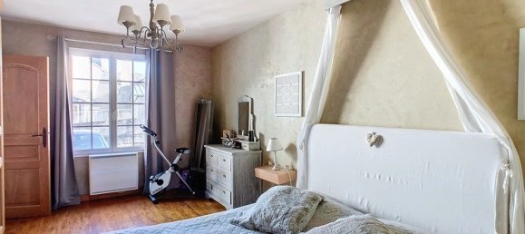 8 bedrooms House in Celle, France No. 73140 3