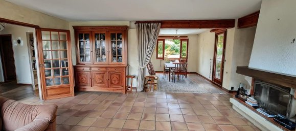 4 bedrooms House in Aigremont, France No. 145837 5