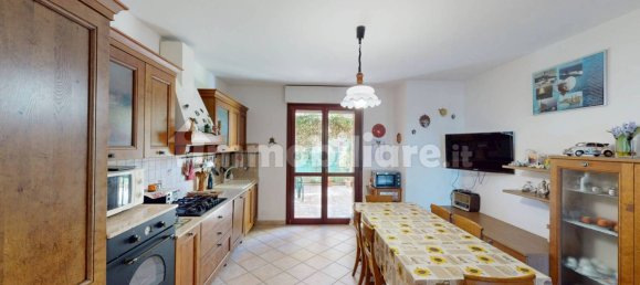 3 bedrooms Apartment in Chiaravalle, Italy No. 286024 3
