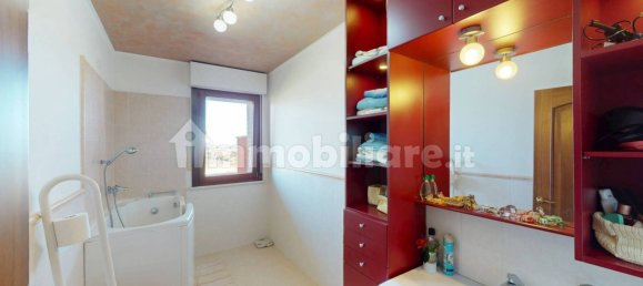 3 bedrooms Apartment in Chiaravalle, Italy No. 286024 19