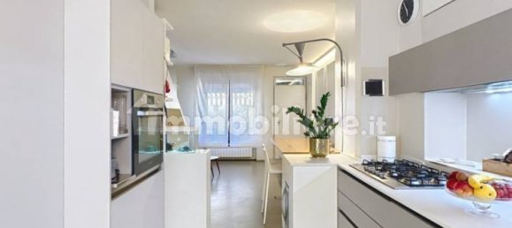 Casa de 3 dormitorios en Viareggio, Italy No. 325545 5