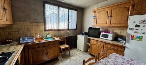 230m² Building in Juvisy-sur-Orge, France No. 187896 11