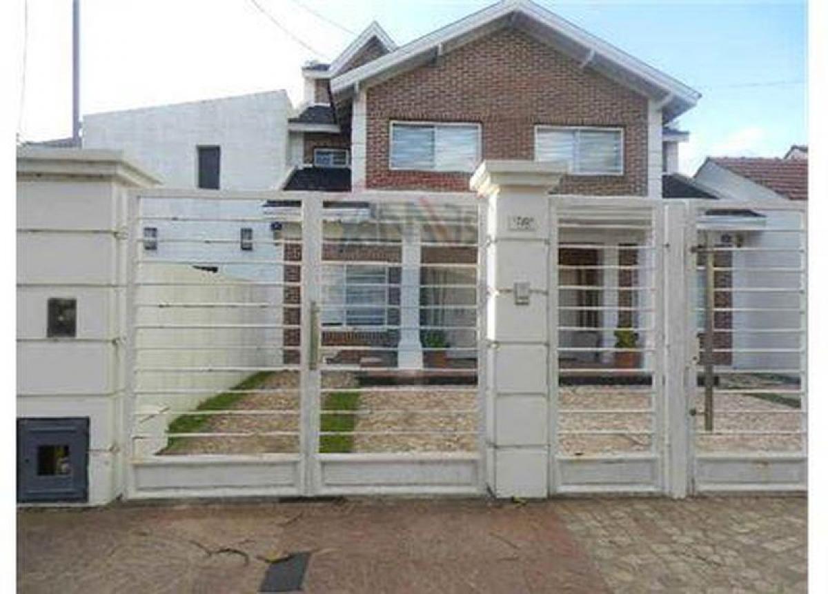 3 Schlafzimmer Haus in Mar del Plata, Argentina, Nr. 102308