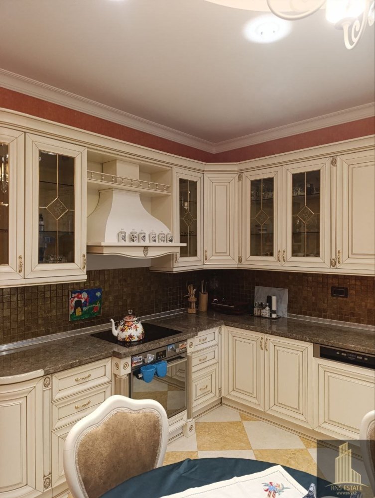 4 Schlafzimmer Wohnung in Baku, Azerbaijan, Nr. 1556