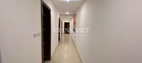 3 bedrooms Apartment in Sliema, Malta No. 3421 19