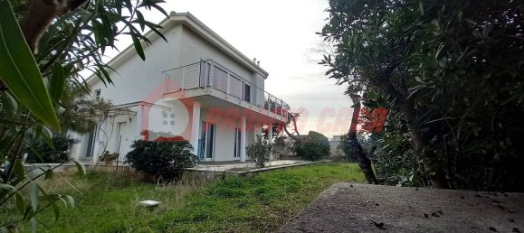 5 rooms Villa in Ischitella, Italy No. 114076 3