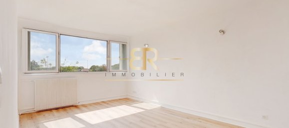 2 bedrooms Apartment in Champigny-sur-Marne, France No. 166866 2