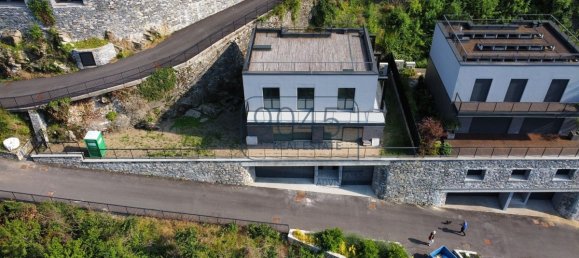 3 Schlafzimmer Villa in Torno, Italy, Nr. 404343 4