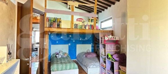 2 bedrooms Apartment in Monteroni d'Arbia, Italy No. 328792 4