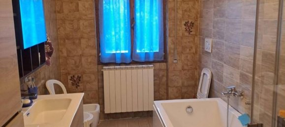 4 rooms Apartment in Gravellona Toce, Italy No. 154268 8