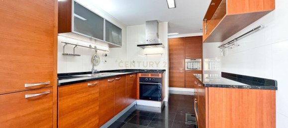 4 bedrooms Penthouse in Odivelas, Portugal No. 135785 31