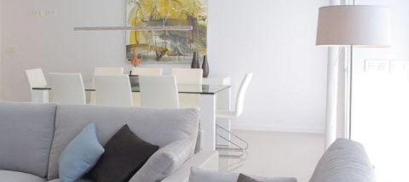 Villa de 4 dormitorios en San Fulgencio, Spain No. 12415 7