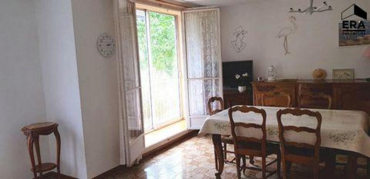 3 bedrooms Condo in Martigues, France No. 15637