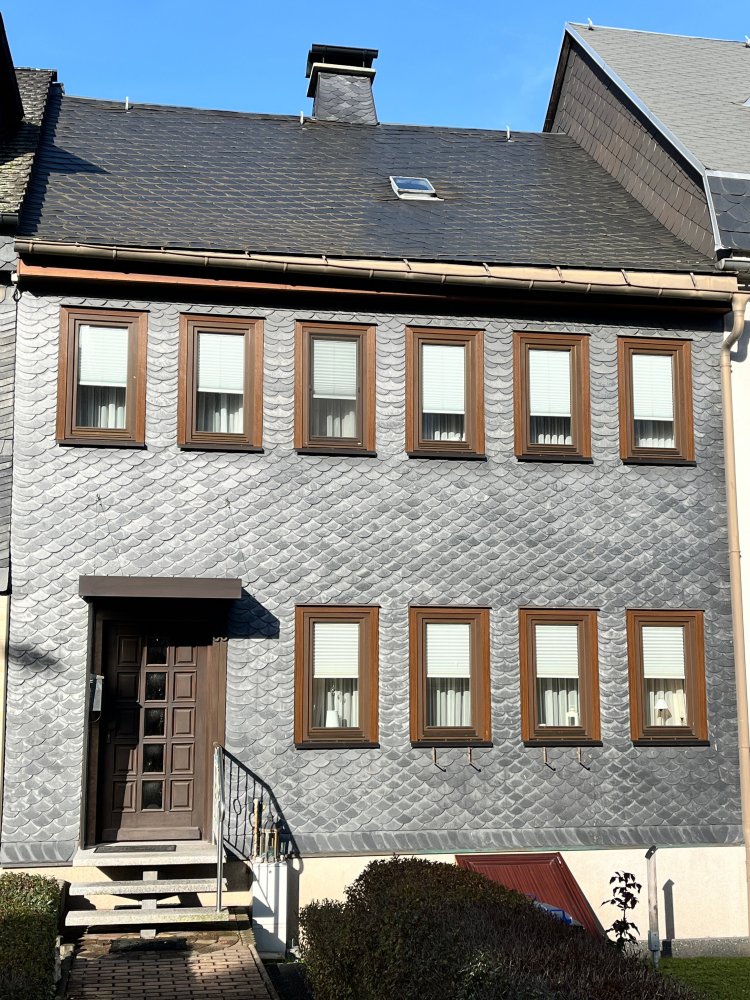 Casa de 5 habitaciónes en Saalfeld-Rudolstadt, Germany No. 128520