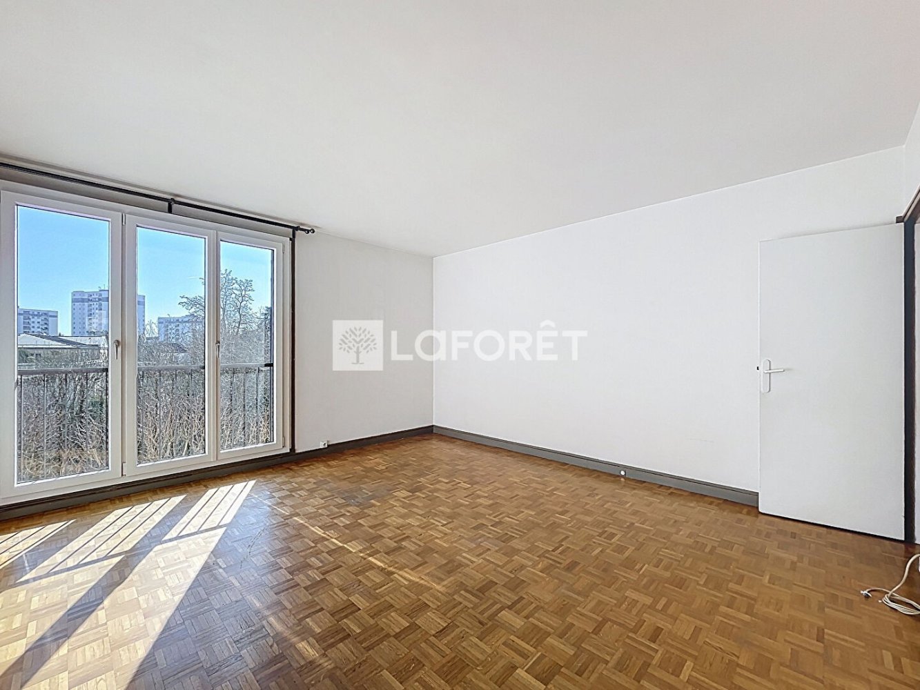 2 غرف نوم شقة في Chatillon, France رقم 163403