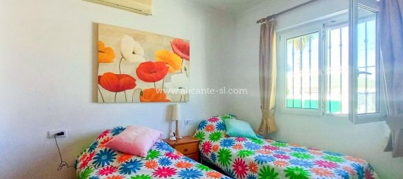 3 bedrooms House in Torrevieja, Spain No. 182024 7