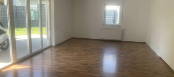 4 rooms Apartment in Deggendorf, Germany No. 40763 3