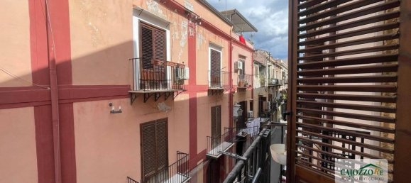 Квартира с 6 комнатами в Палермо, Италия № 39345 10