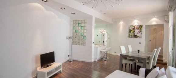 3 bedrooms Apartment in Madrid, Spain No. 168038 2