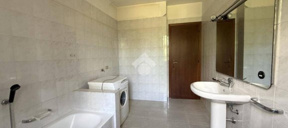 3 bedrooms Apartment in Scanzorosciate, Italy No. 286863 7