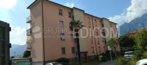 Квартира с 4 комнатами в Лекко, Италия № 69838 2