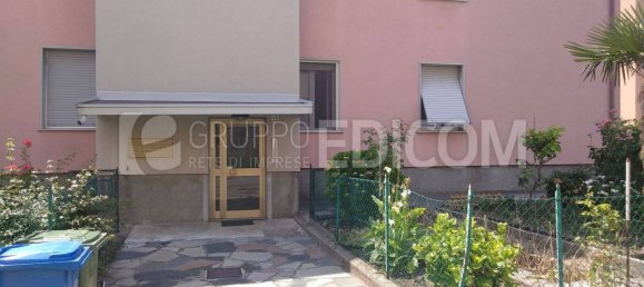 Квартира с 4 комнатами в Лекко, Италия № 69838 3