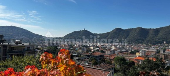 2 Schlafzimmer Wohnung in Como, Italy, Nr. 343333 2