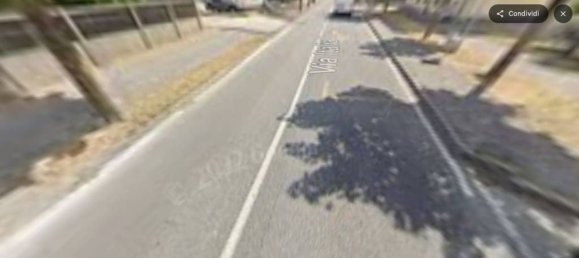 5 rooms Apartment in Muggiò, Italy No. 4131 10